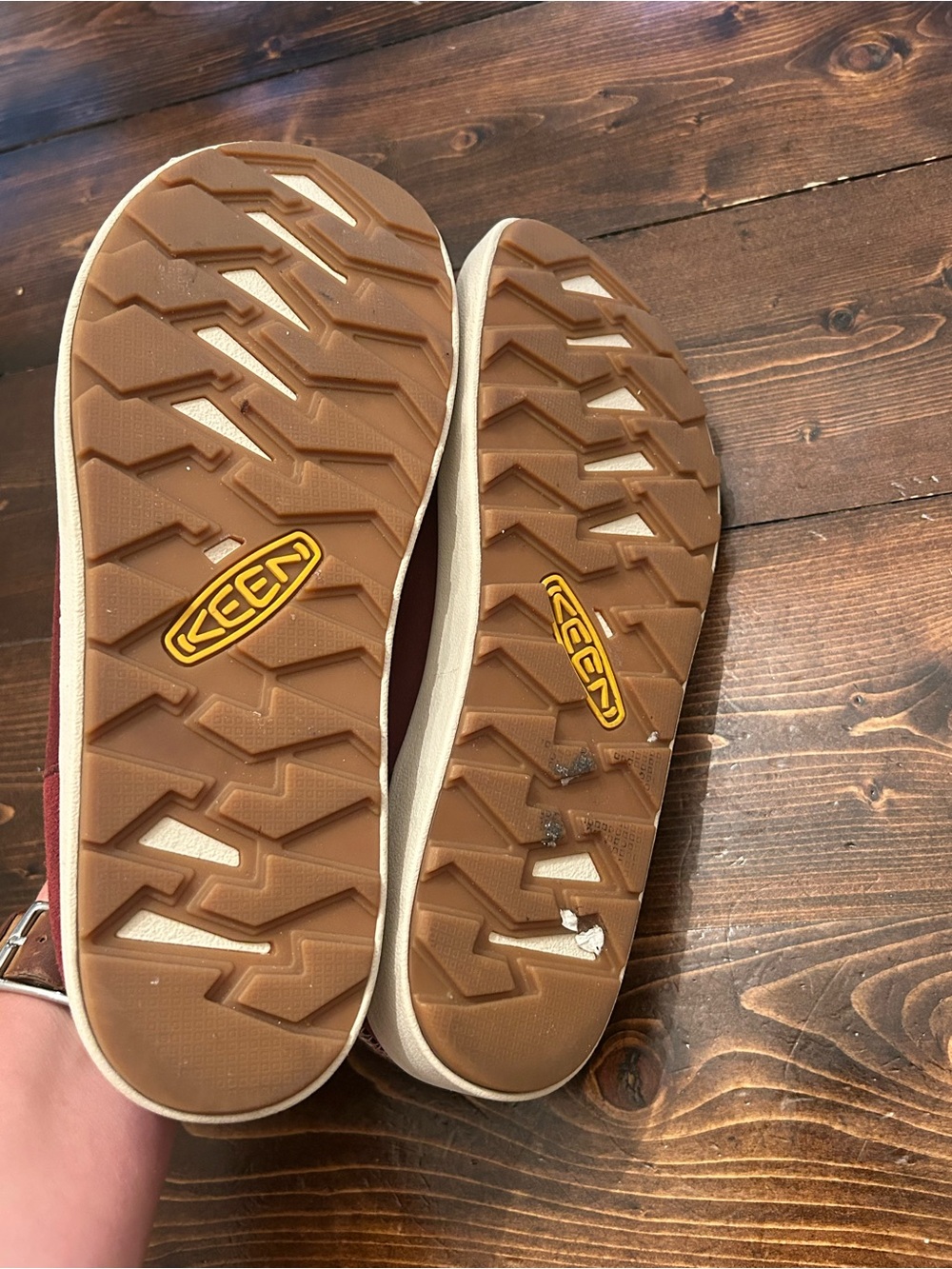 Keen Ella Burgundy Suede Mules Size 8.5 - Picture 5 of 5